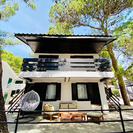 Family Resort Urania Hotel