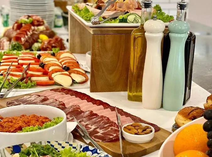 Hotel Family Resort Urania 3*